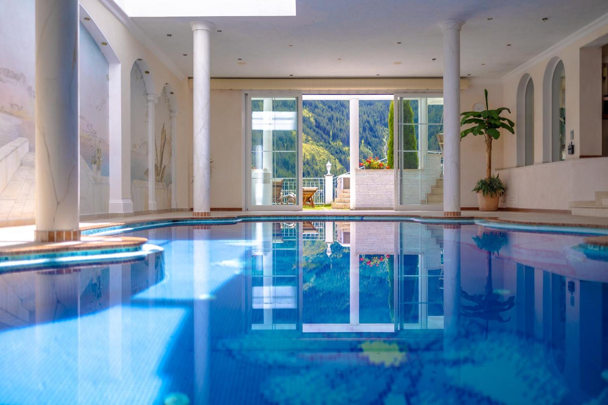 B&B Das Land-Palais - Private Mountain Hideaway Selva dei Molini Dış mekan fotoğraf