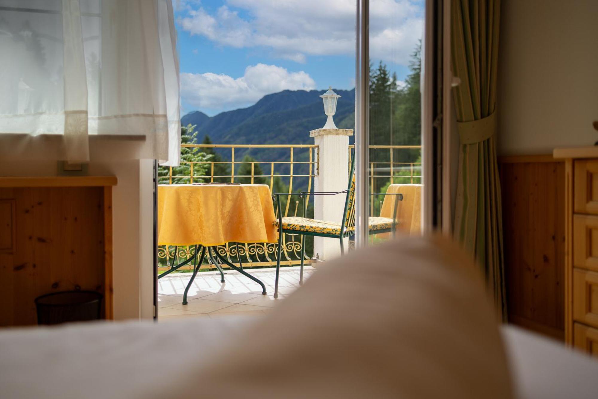 B&B Das Land-Palais - Private Mountain Hideaway Selva dei Molini Dış mekan fotoğraf