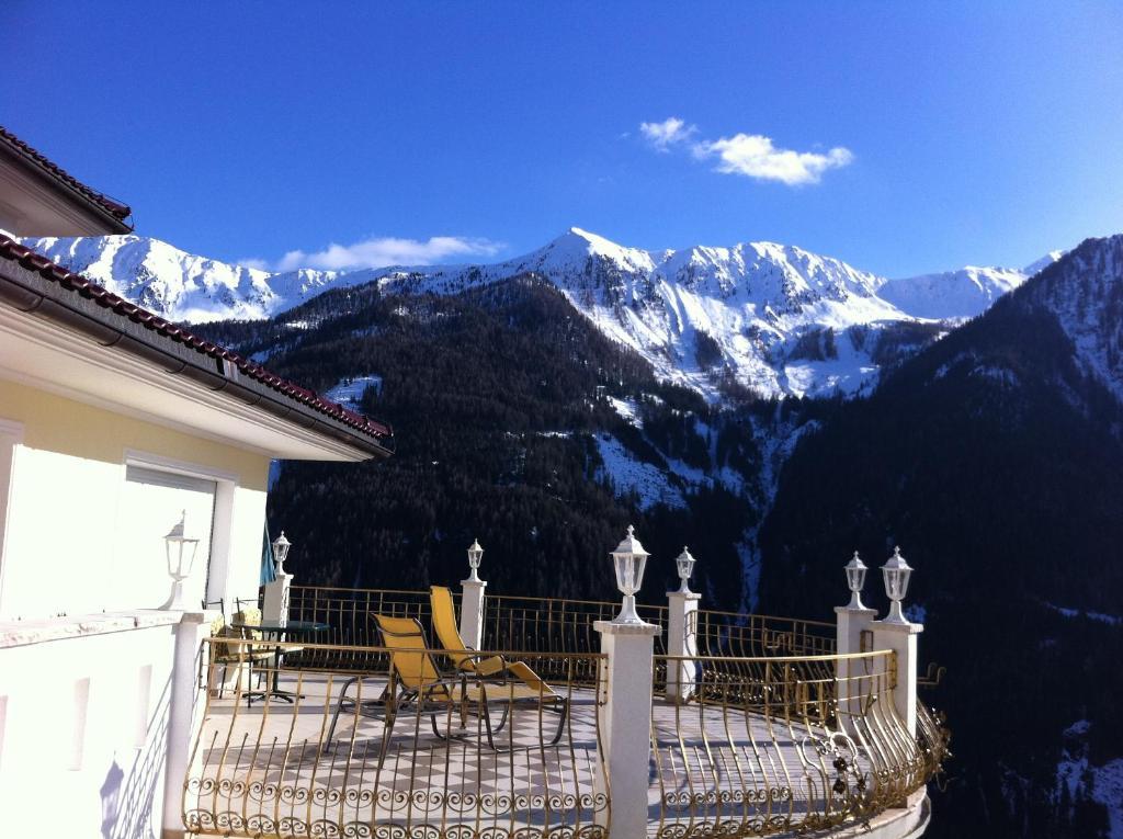 B&B Das Land-Palais - Private Mountain Hideaway Selva dei Molini Dış mekan fotoğraf