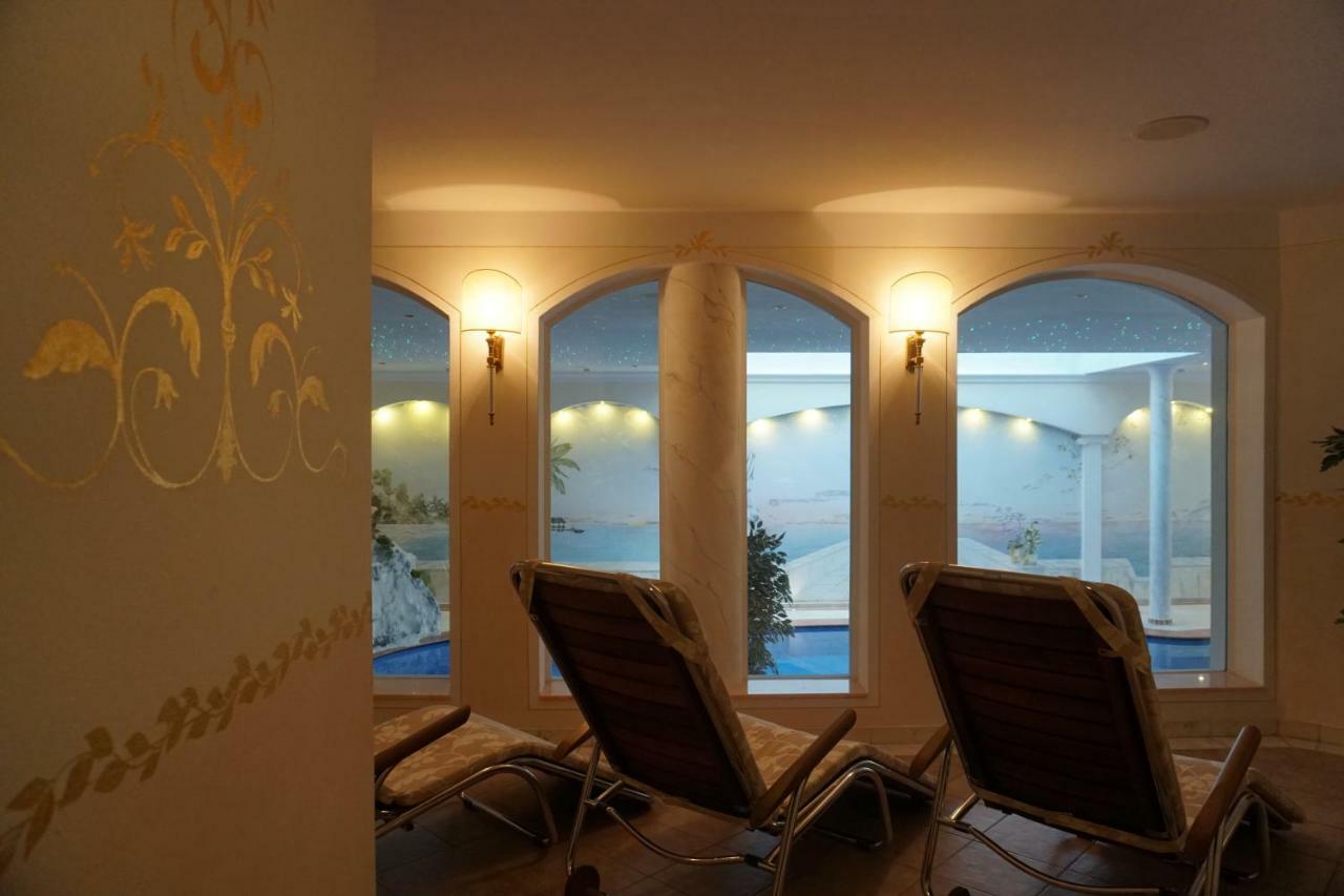 B&B Das Land-Palais - Private Mountain Hideaway Selva dei Molini Dış mekan fotoğraf